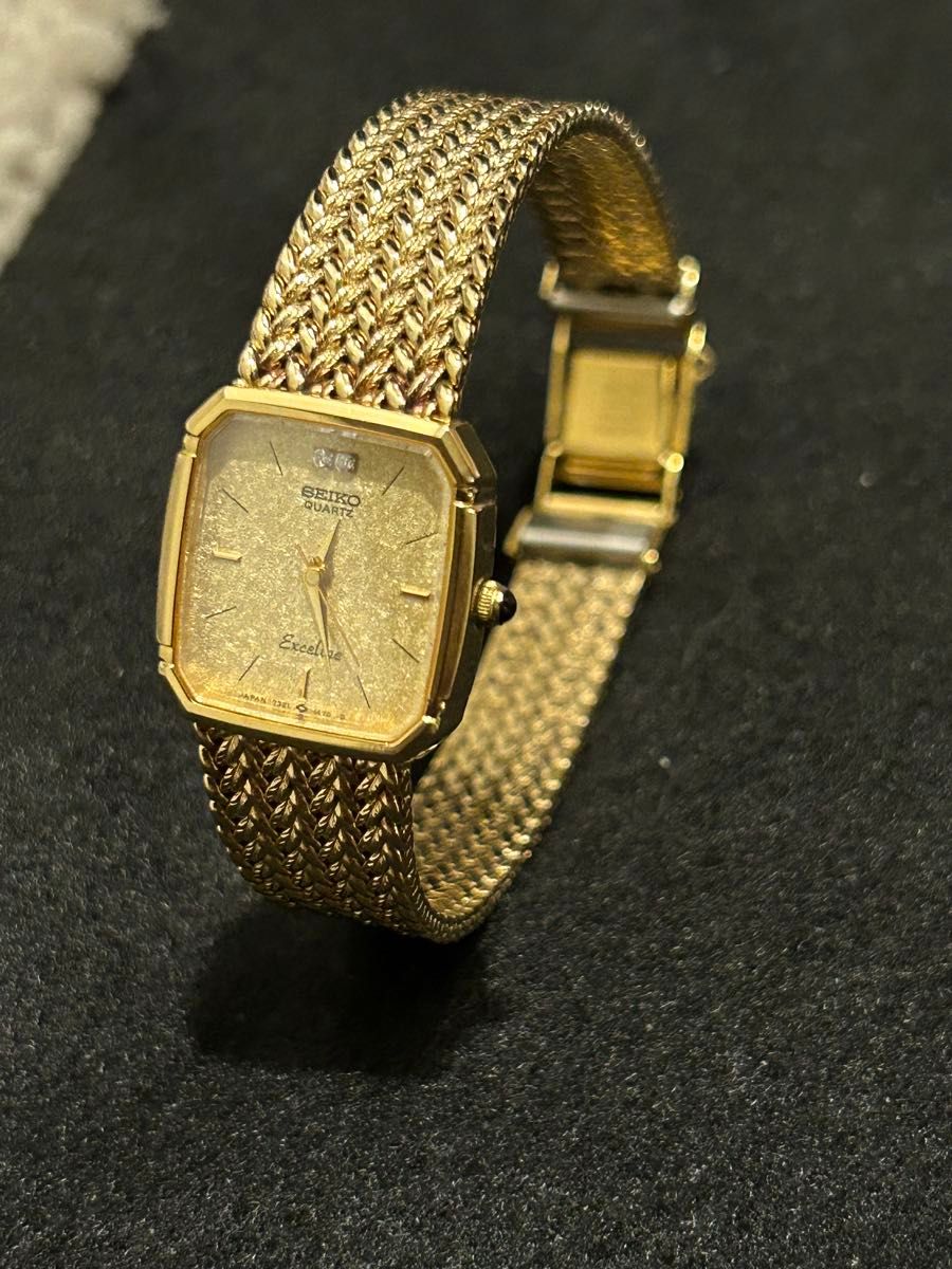SEIKO セイコー エクセリーヌ ダイヤ 金文字盤 レディース 腕時計