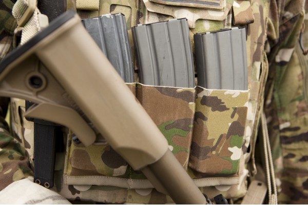 BFG Ten-Speed Triple M4 Mag Pouch | WILLY−PEET