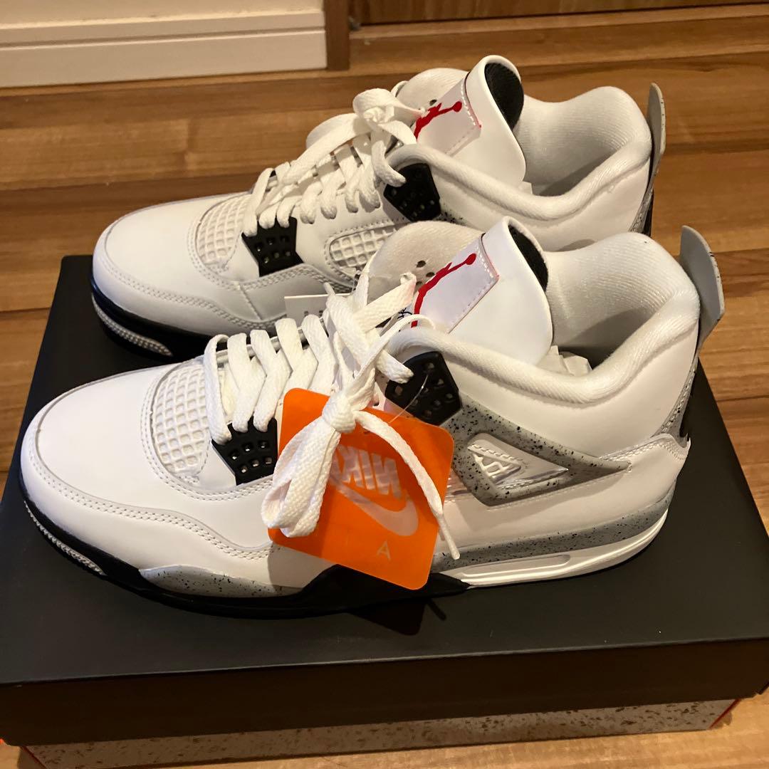 NIKE Air Jordan 4 ホワイトセメント2025 27.5