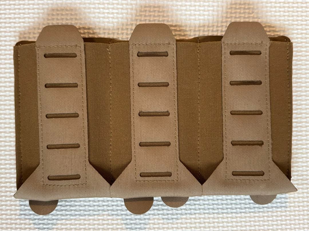 ブルーフォースギア テンスピード M4 マガジン ポーチ 中古品 コヨーテ 薄型 Blue Force Gear Ten-Speed Double M4 Mag Pouch | REALMENT